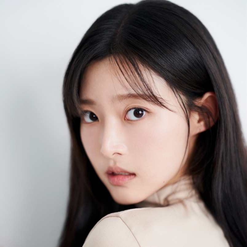 김채연