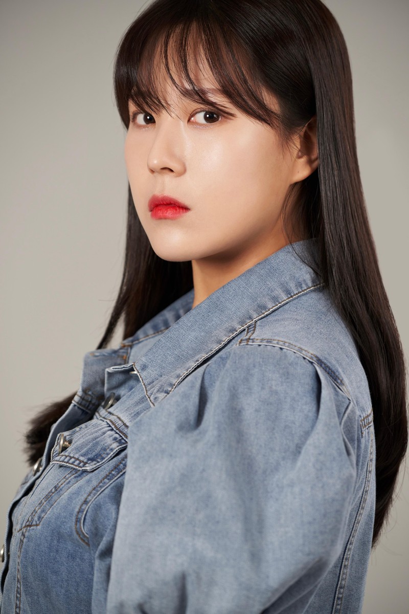 최은지