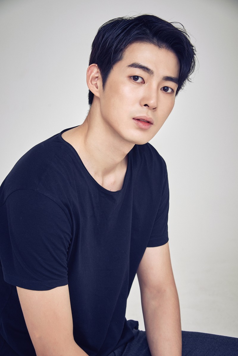 신정혁