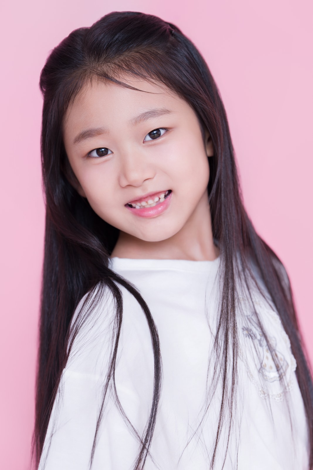 손채린